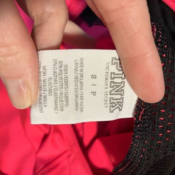 PINK Victoria’s Secret Back Mesh Long Sleeve Sport T-Shirt Pink Size Small - Picture 7 of 7